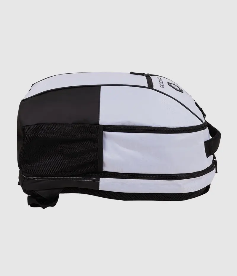 hyper-thermo-padel-backpack (2).webp